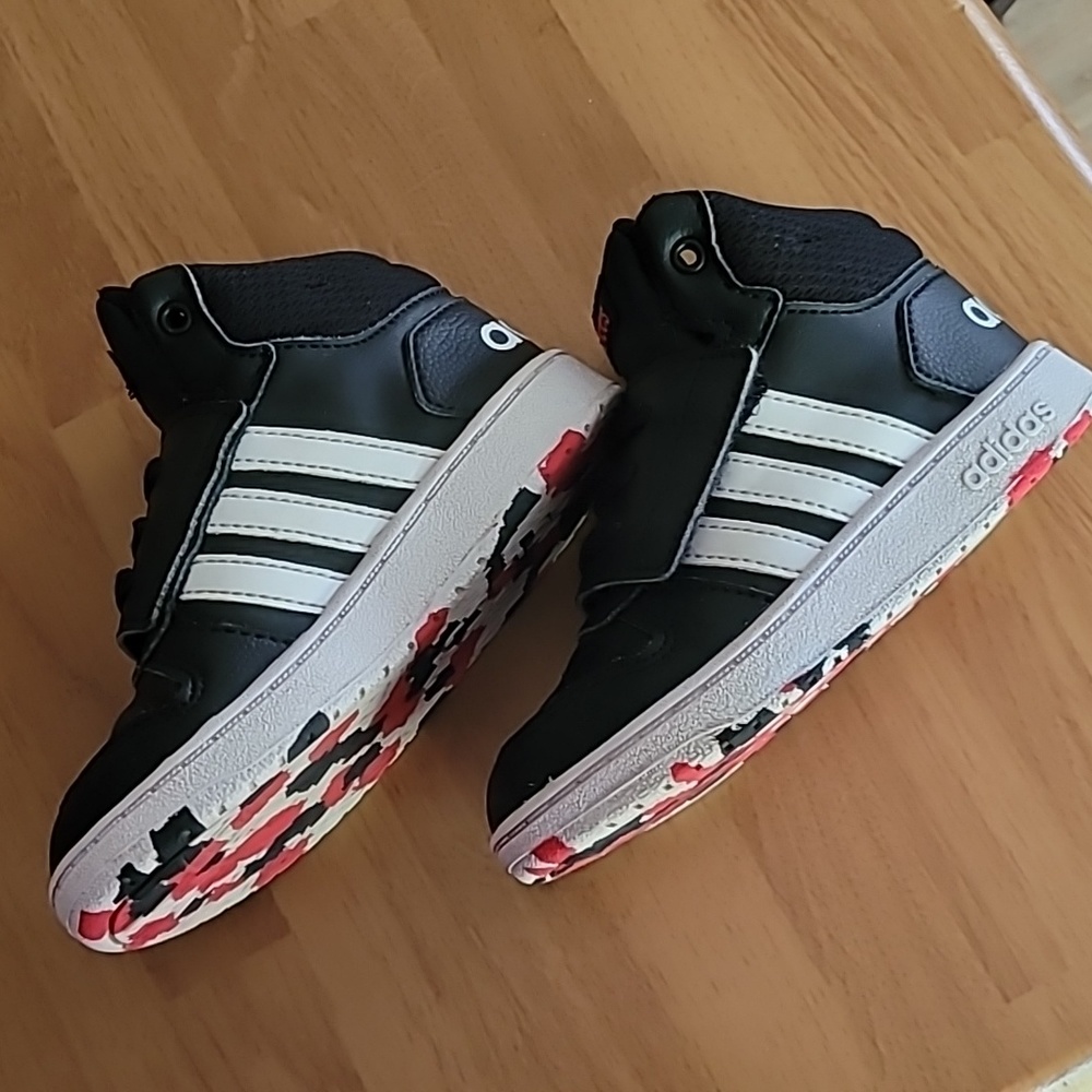 Adidas Hoops 2.0 - Picture 4 of 8